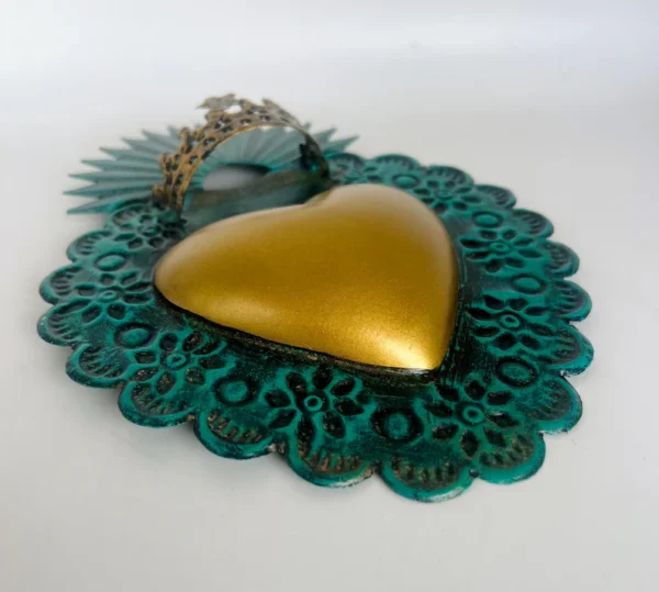 Golden Tin Heart Crown Handmade Wall Art - Image 4