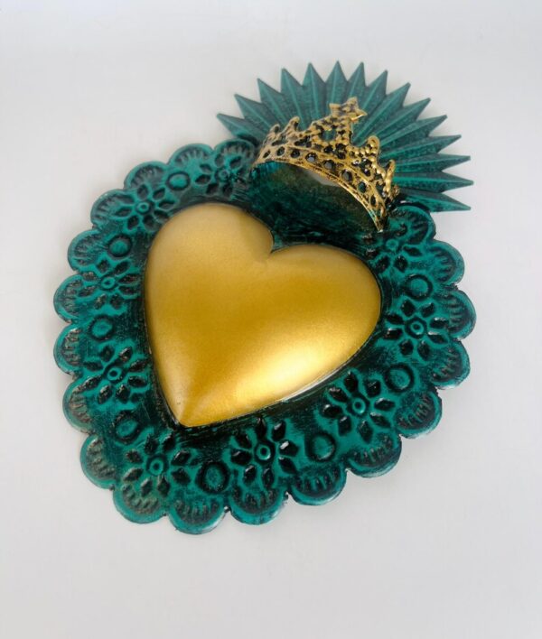 Golden Tin Heart Crown Handmade Wall Art - Image 2