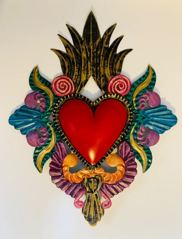 Red Tin Heart Handmade Wall Art Espiral
