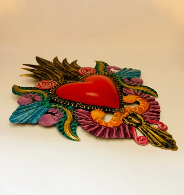 Red Tin Heart Handmade Wall Art Espiral - Image 2