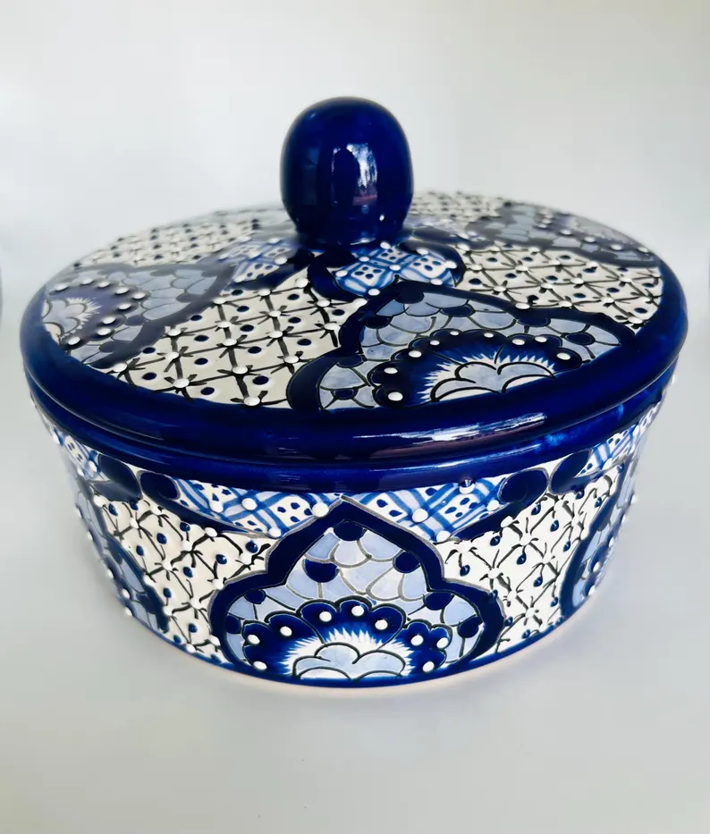 Talavera Ceramic Tortilla Warmer Blue and White Mexico